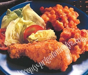 Жареная курица с оладьями